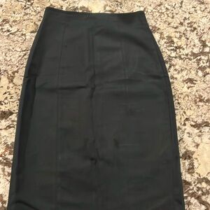 Women’s Banana Republic Skirt—Black, size 0
